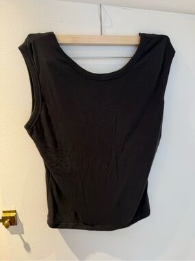 OGL Move Sleeveless Black Women's Top